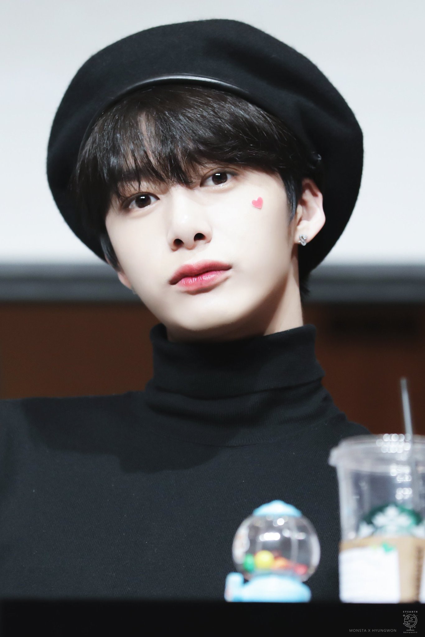 팬들한테 잘보이려고 팬싸 전에 옷 세번이나 갈아입은 남돌 | 인스티즈