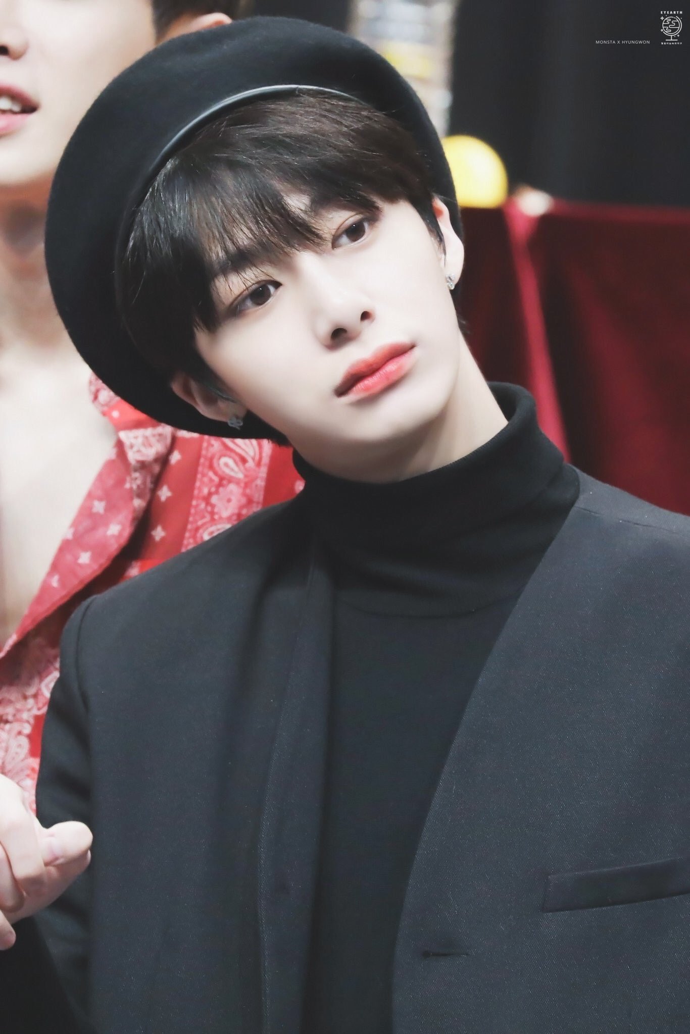 팬들한테 잘보이려고 팬싸 전에 옷 세번이나 갈아입은 남돌 | 인스티즈