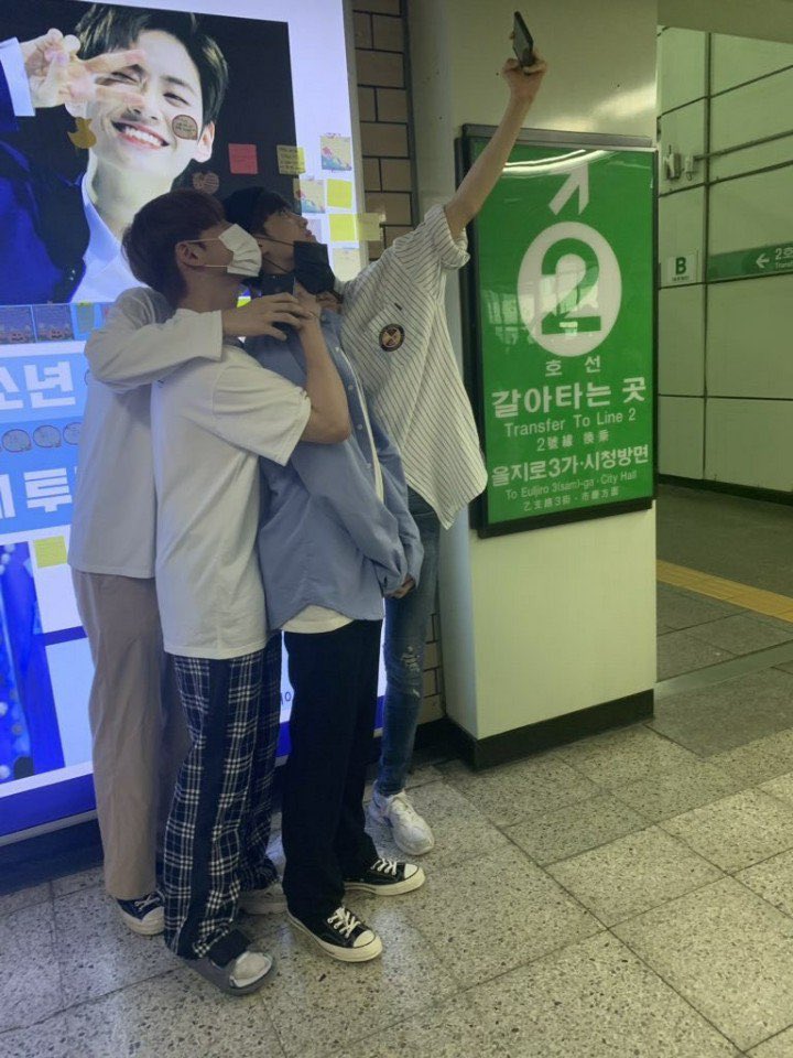 ㅇㄴㅋㅋㅋㅋㅋㅋ 프엑 같은데 이거 팔 ㄴㄱ?? 멍기네 | 인스티즈