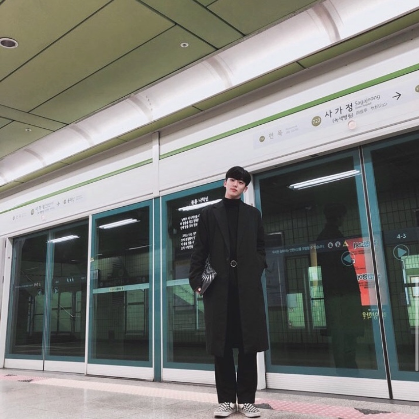 김요한 인스타 사진 중에 생크림도 좋은데 이 사진도 너무 좋아 | 인스티즈