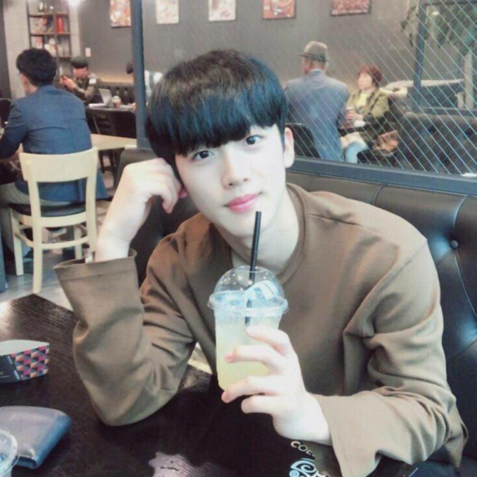 김요한 습관 고쳐 | 인스티즈