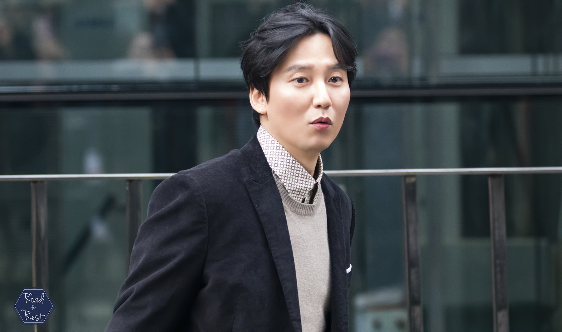 내가 40 넘은 배우를 모에화할줄은 몰랐어 | 인스티즈