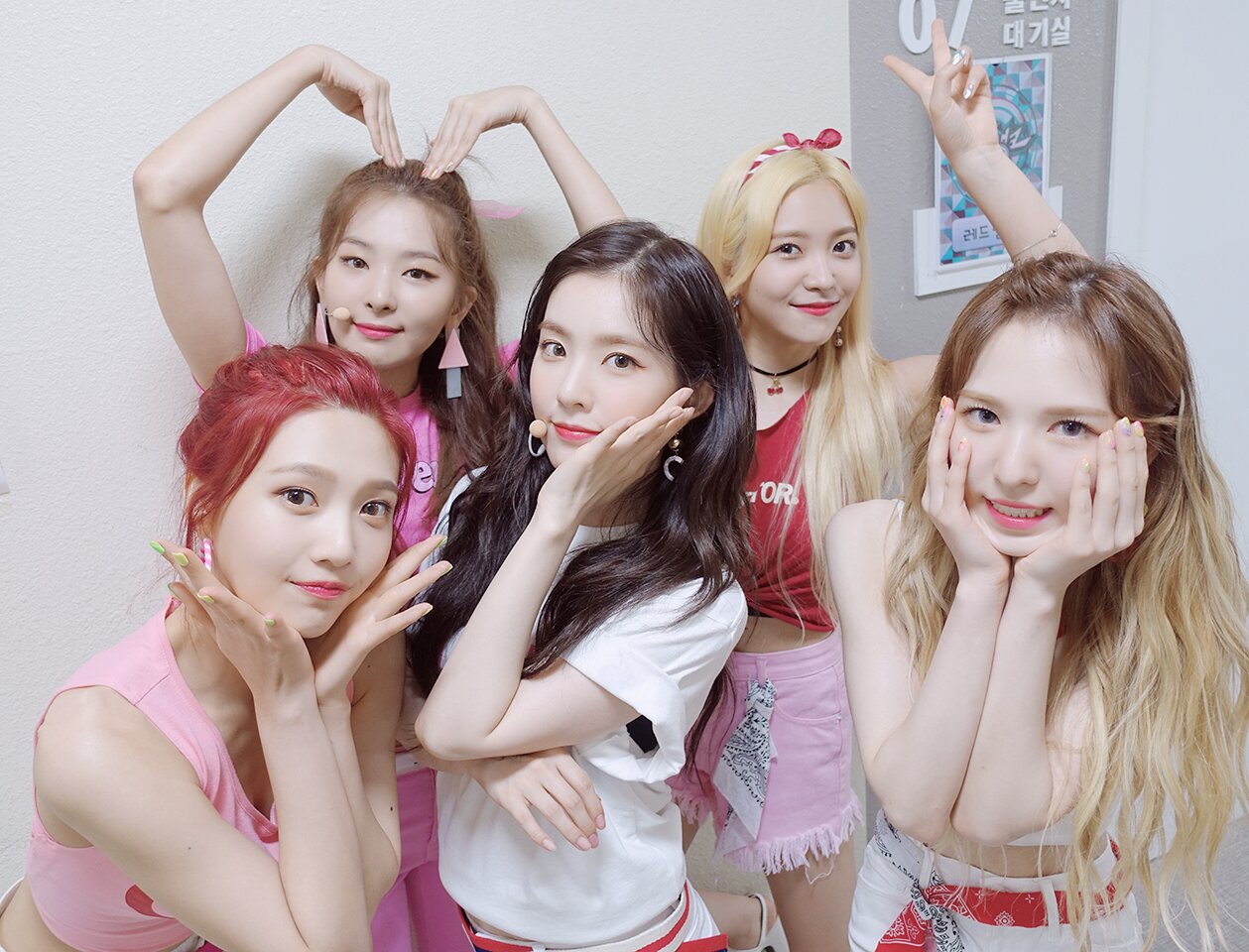 레드벨벳은 진짜 어쩜 한명한명이 다 이렇게 생겼ㅈㅣ... | 인스티즈