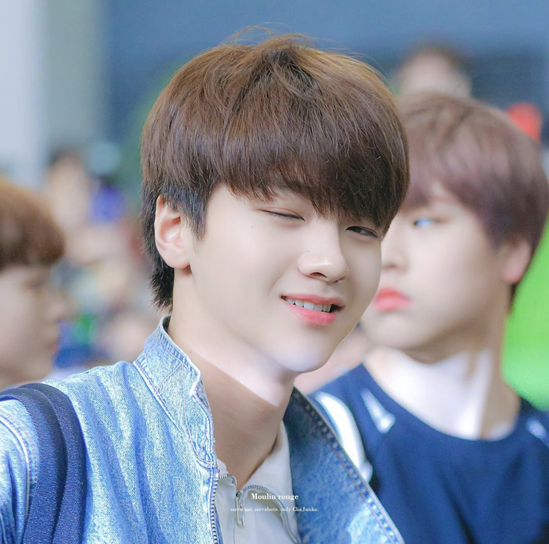 준호 새로 올라온 사진들 너무 예쁘다 | 인스티즈