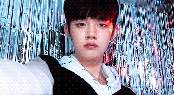 큰방뿐만 아니라 온갖 커뮤가 뒤집어졌던 날이 벌써 1주년이래요!!!!!!!! | 인스티즈