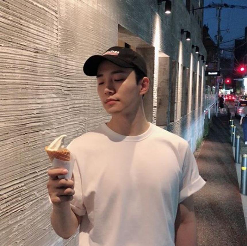 엇 나도 준호 남친짤 가져옴 | 인스티즈