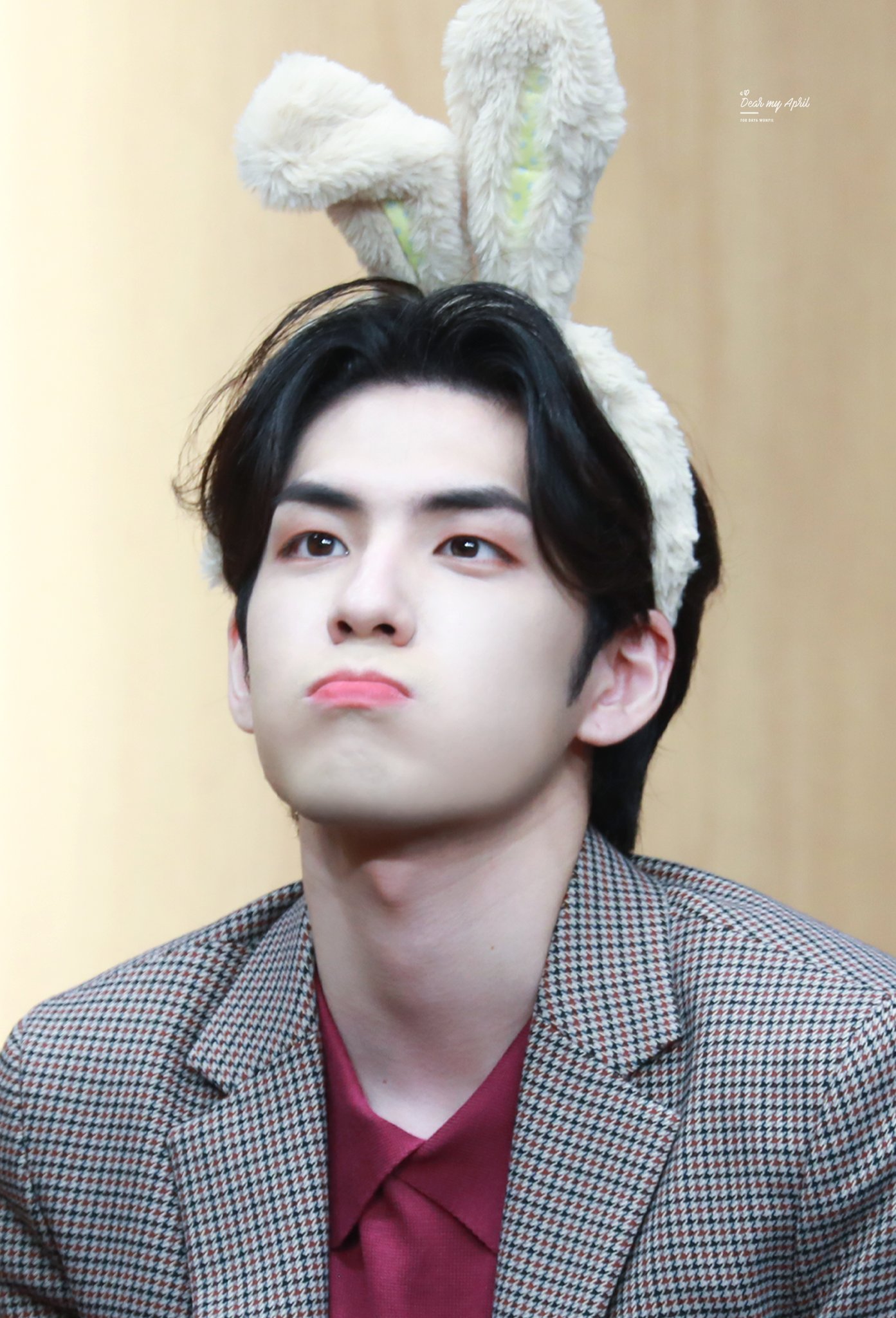 원필이 긴머리도 진짜 예뻐.. | 인스티즈