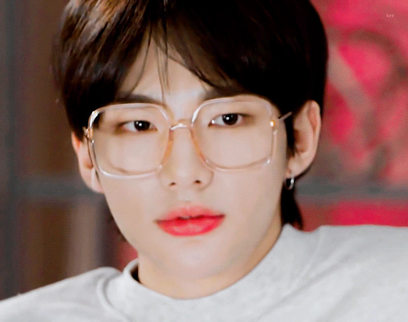 스키즈 현진이 까리한거 말고 귀여운거 볼사람? | 인스티즈