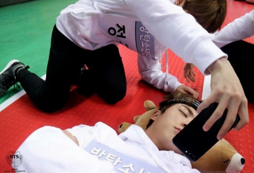 정국 진짜웃곀ㅋㅋㅋㅋ | 인스티즈