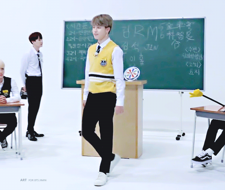 방탄 지민 종소리 들으면서 막춤추는건데 느낌이쒀! | 인스티즈