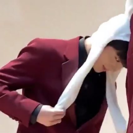 찬희 누구랑 싸우고 있는거야...? | 인스티즈