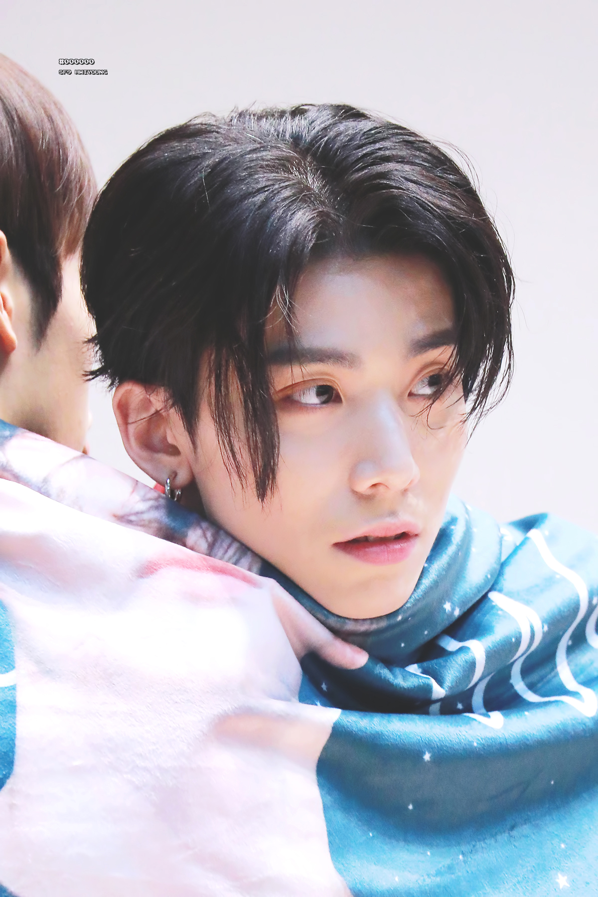 와 슾구들아 김휘영 미쳣어 | 인스티즈