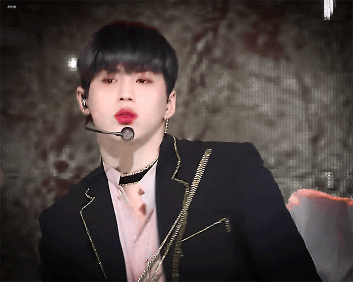 뱀파이어같아 코피 펑 | 인스티즈