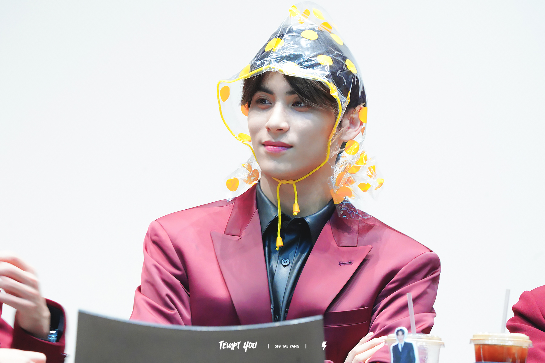 슾구들아 이거봐 우비필터 모자가 찐으로있네 | 인스티즈