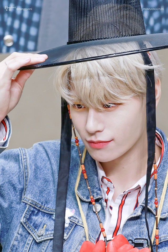 얘 입꼬리 너무 부러워 | 인스티즈