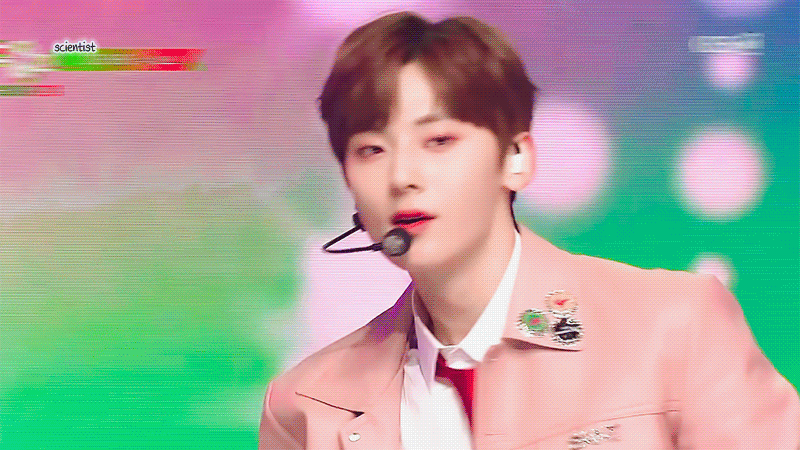 약간 뉴이스트 황민현 뭐라고 해야하나,...? | 인스티즈