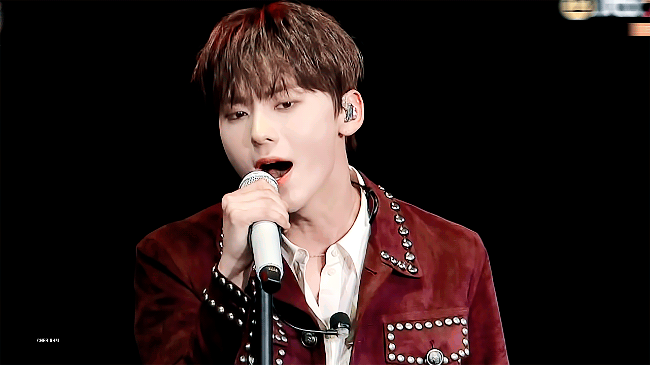 너네 본문 속 뉴이스트한테 말걸어야 한다면 뭐라고 말 걸 것 같아? | 인스티즈