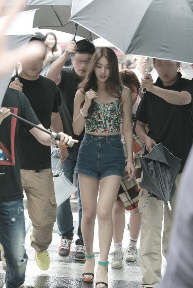 수지 너무 말랐다 진짜 | 인스티즈