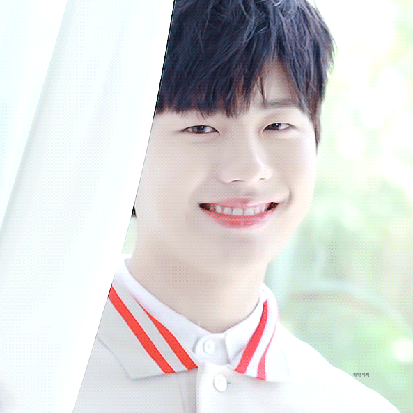 최보민 데뷔초 ㄹㅇㄹㅇㄹㅇ 애기임 | 인스티즈