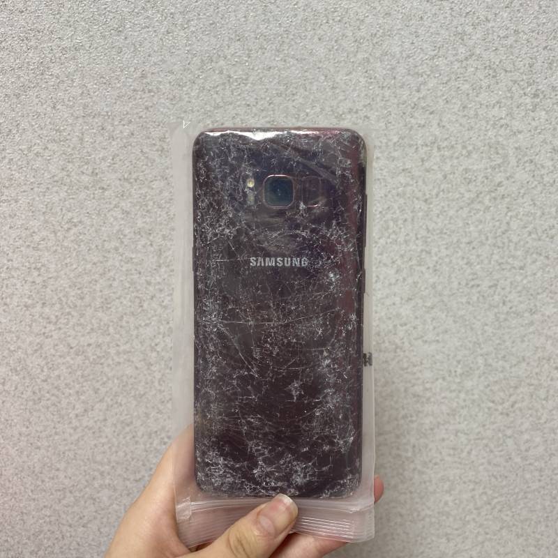 익들아 나 잃어버린 폰 돌아왔는데 상태 ㄹㅈㄷ | 인스티즈