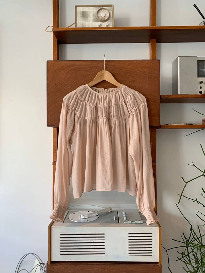 익들아 이 블라우스 부해보일까..?? | 인스티즈