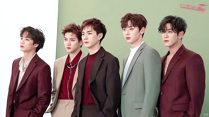 남자아이돌인데 평균나이 26.4살 인그룹이 어디야? | 인스티즈