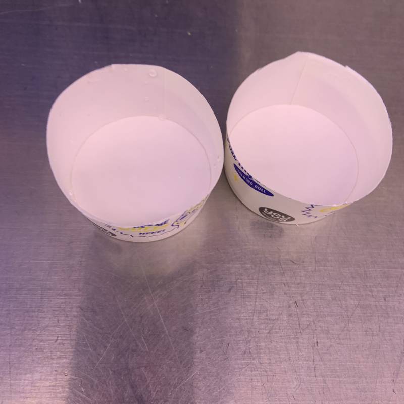 집가는길에 길냥이들 많은데 여기다가 츄르랑 물 줘도 되려나.. | 인스티즈