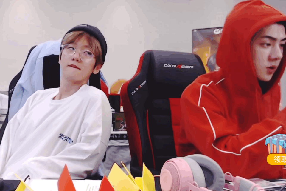 세훈 어깨 지분 있는 사람 | 인스티즈