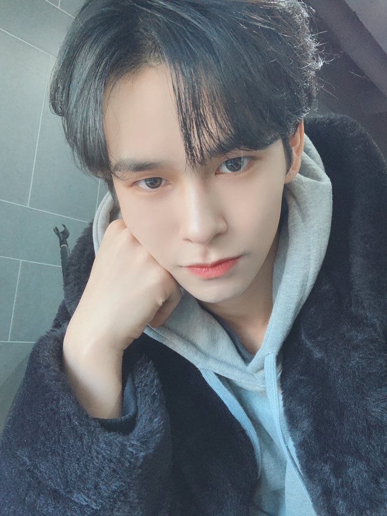 스타쉽 이사람은 몇년생이얌?? | 인스티즈