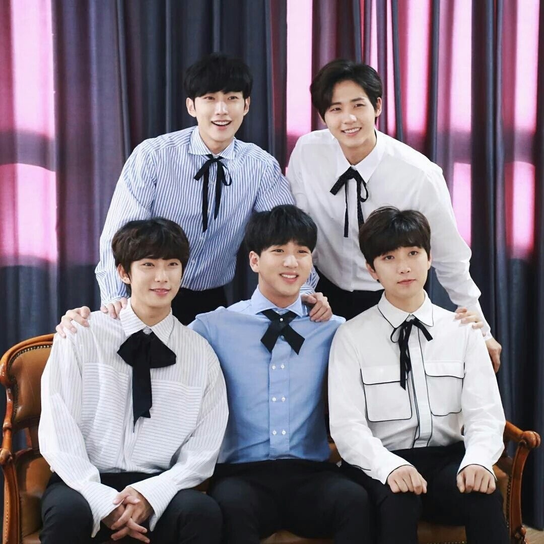 오늘따라 다섯명이 더 보고싶네 | 인스티즈