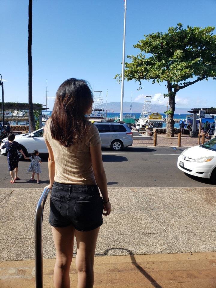 이 바지 딱 보기에도 크게 입은것 같아..? | 인스티즈