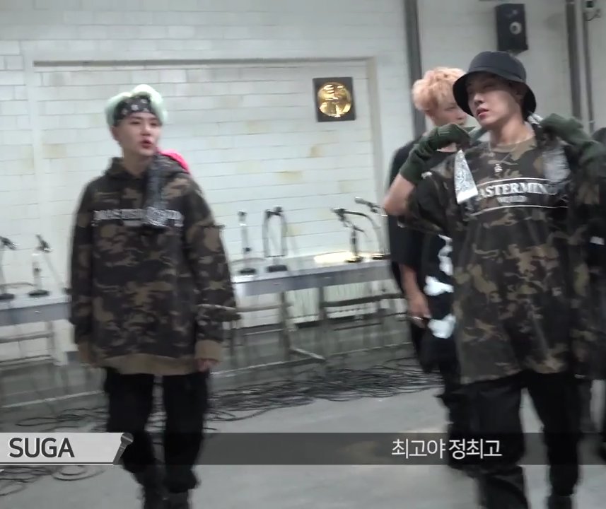 방탄 슈가한테 제이홉은 연예인인거 진짜 너무 웃기다곸ㅋㅋㅋㅋㅋㅋ | 인스티즈