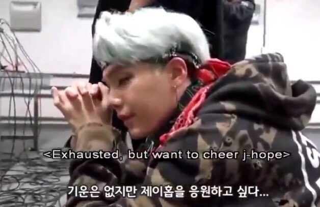 방탄 슈가한테 제이홉은 연예인인거 진짜 너무 웃기다곸ㅋㅋㅋㅋㅋㅋ | 인스티즈