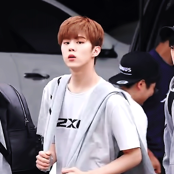 김우석 청량 새침한 소년같아 | 인스티즈