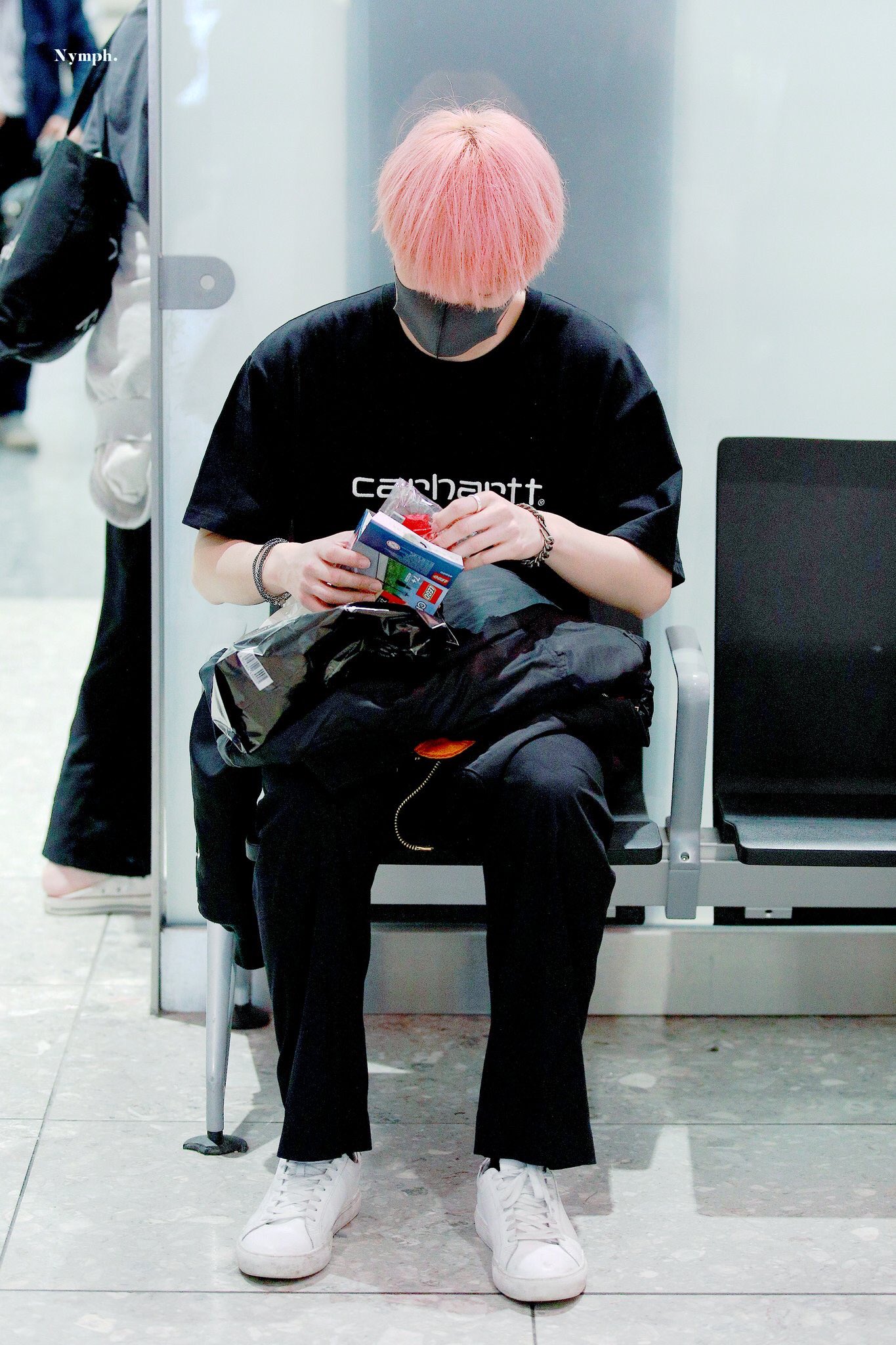 그 시절 우리가 사랑했던 검은 반팔 김인성 | 인스티즈