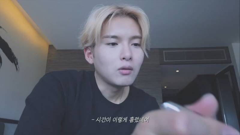 군대 간 아이돌이 휴가나와서 팀 콘서트 보는 느낌 | 인스티즈