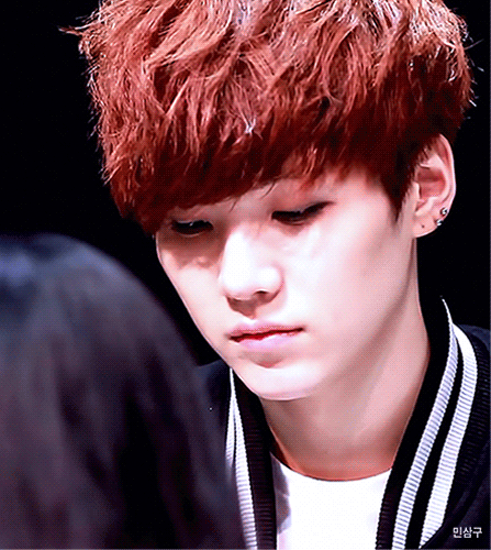 슈가님 이럴때 보면 강아지 상인거 같은데 | 인스티즈