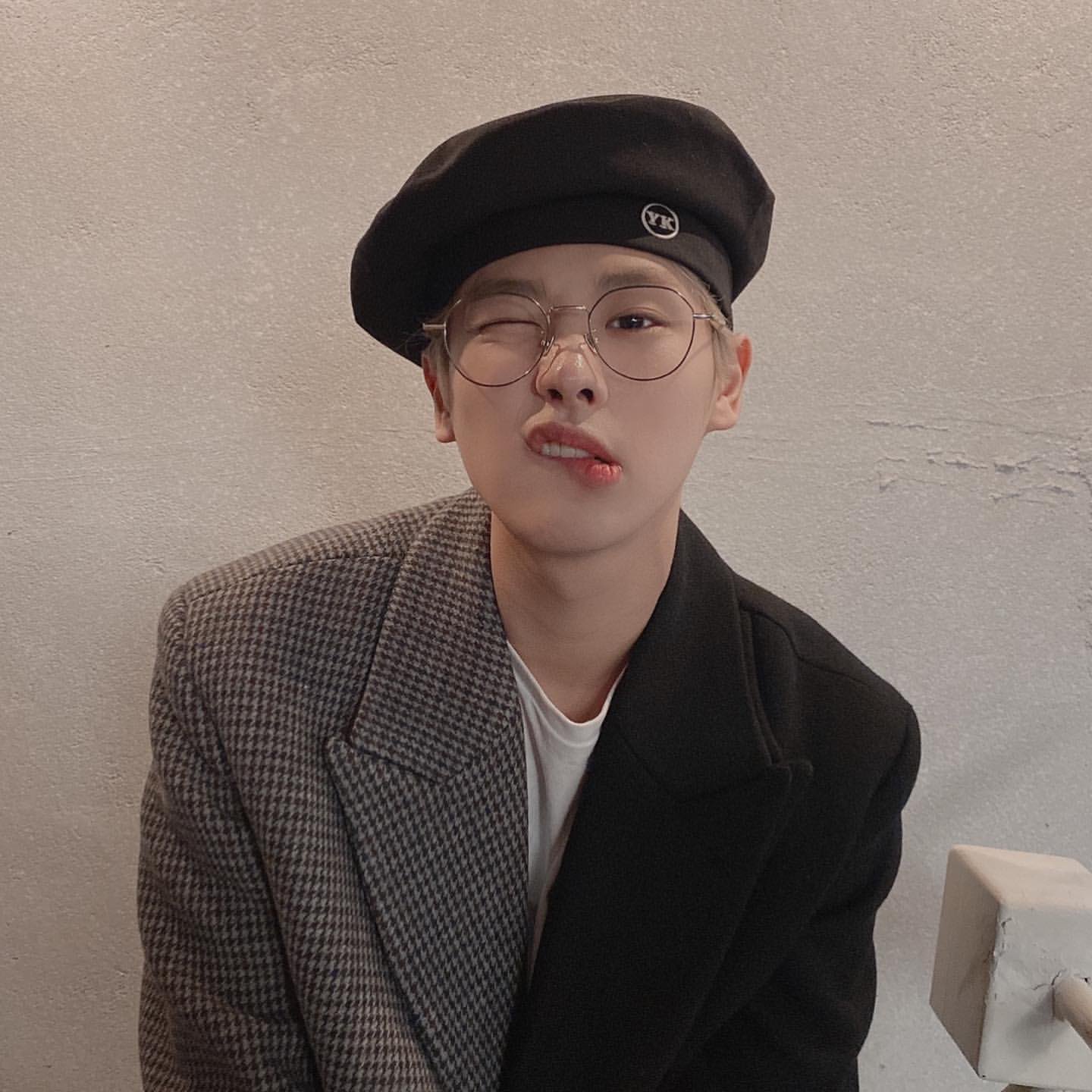 내가 좋아하는 최병찬 베레모 2개 분위기 차이 | 인스티즈