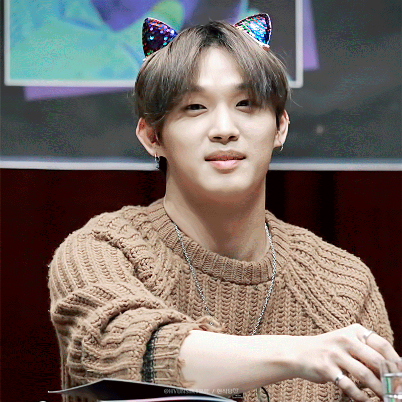 팬이랑 팬싸에서 짠하는 임현식 | 인스티즈