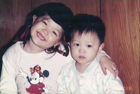 [잡담] 육성재 부모님 사진만 봐도... 유전자가... | 인스티즈