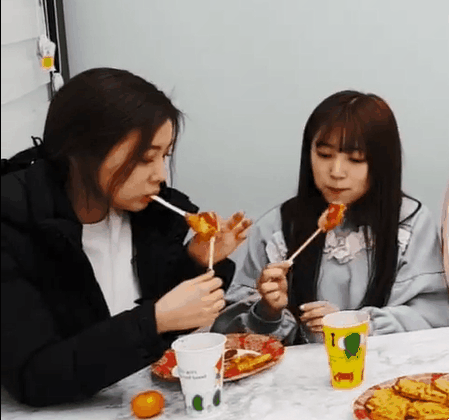 항상 먹을거에 진심인 아이즈원 보고싶다 | 인스티즈