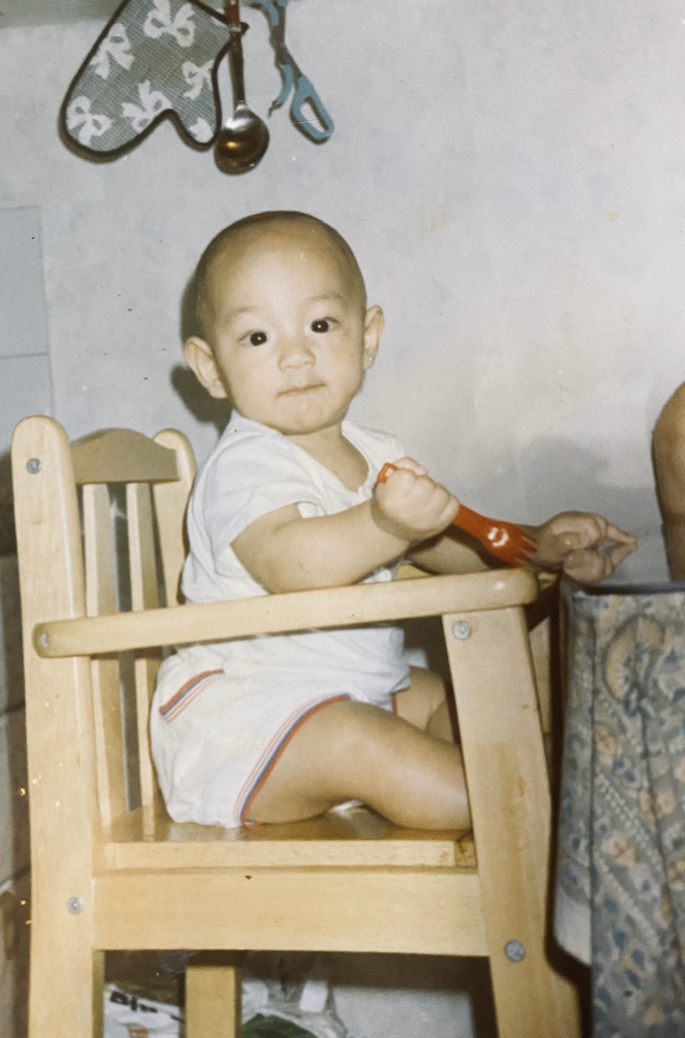 아가때 사진인데 누구게~? | 인스티즈