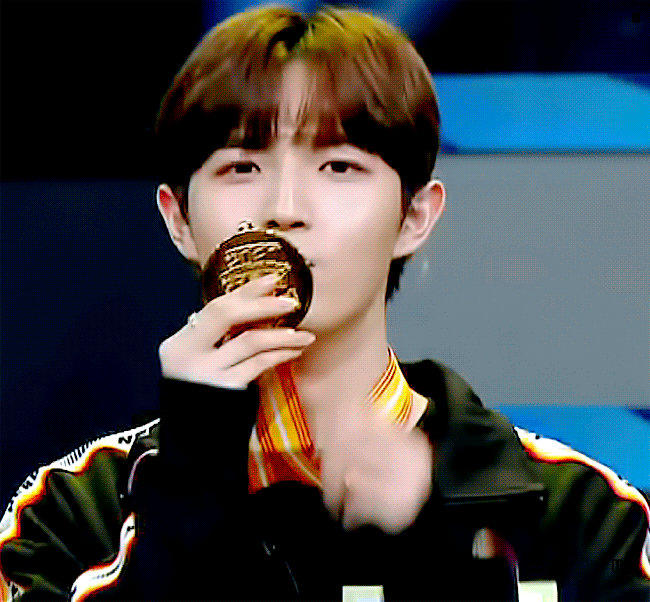 자려다가 김재환 축구 떡밥에 잠 깼어 | 인스티즈