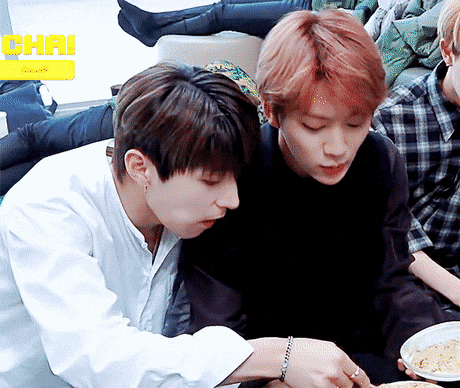 🎳❤골차의 자랑스럽고 사랑스러운 메보즈 성윤이 주찬이의 생일을 축하해🎂🎉 | 인스티즈