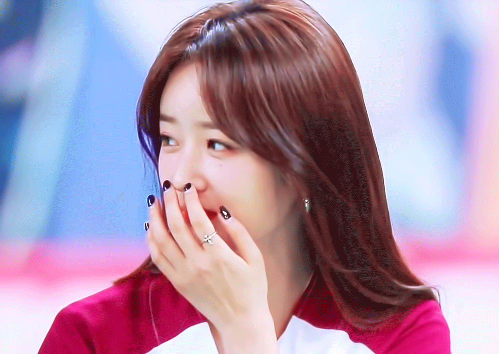 윤보미 이 짤들은 진심 아다치 여주 재질이야 | 인스티즈