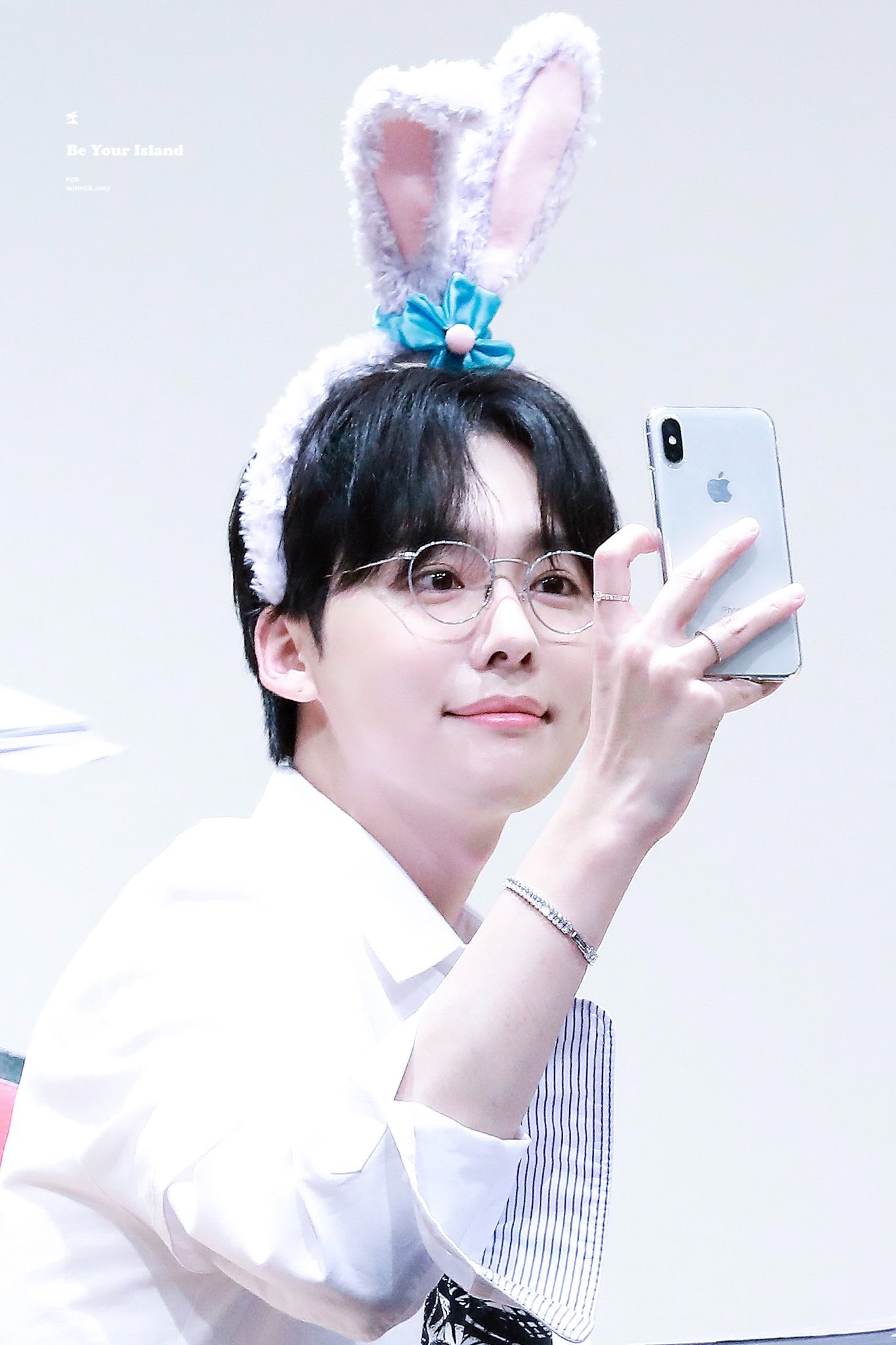 ☁️화이트 김진우☁️ | 인스티즈