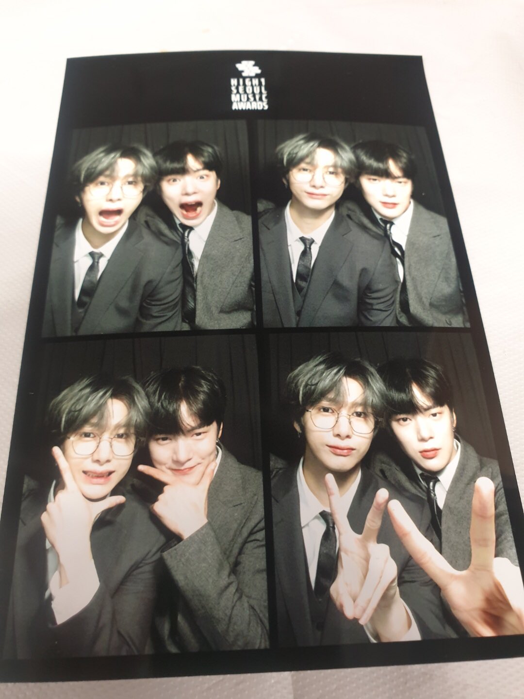 이 사진의 포인트가 뭔줄아니 | 인스티즈