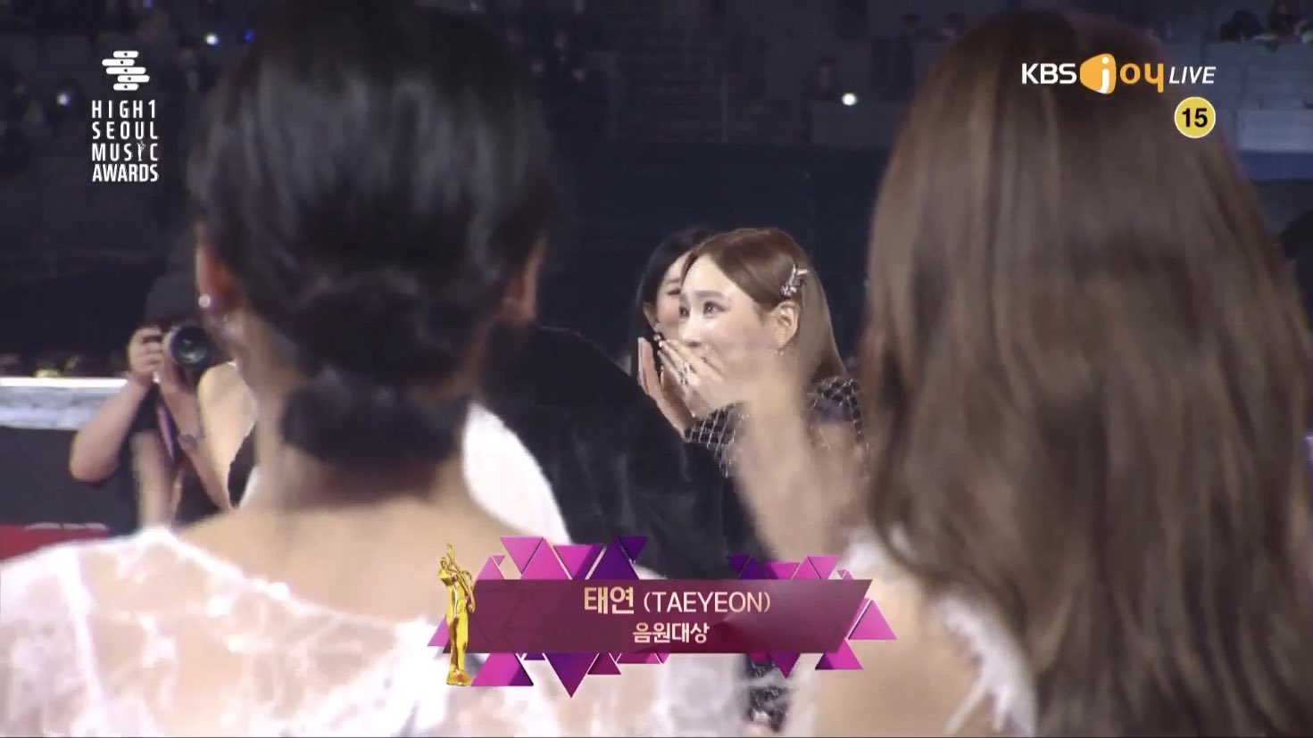 와..10년 전 태연이랑 오늘 태연이래.... | 인스티즈