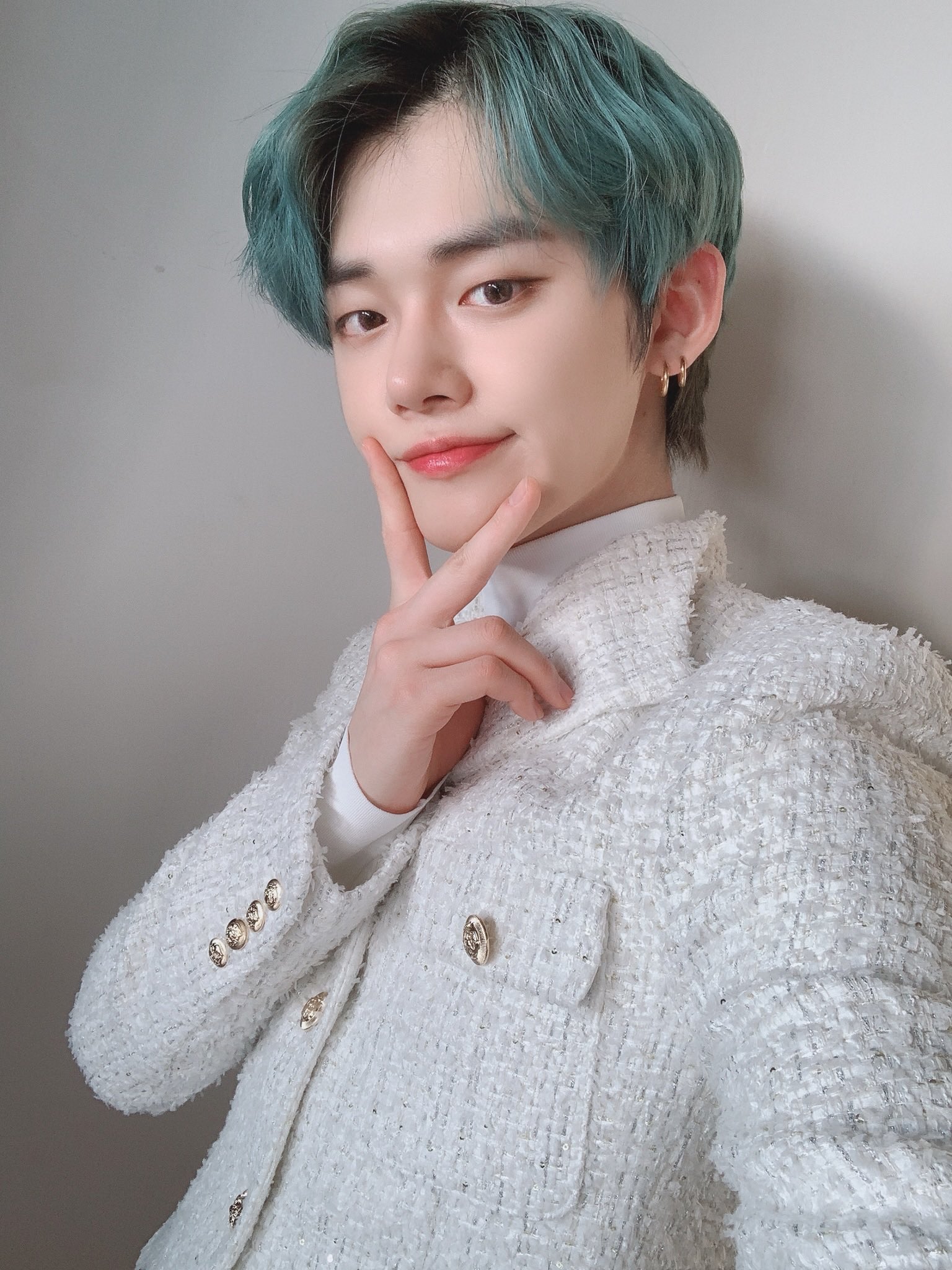 투바투 연준 셀카 떴다아아아아악 | 인스티즈