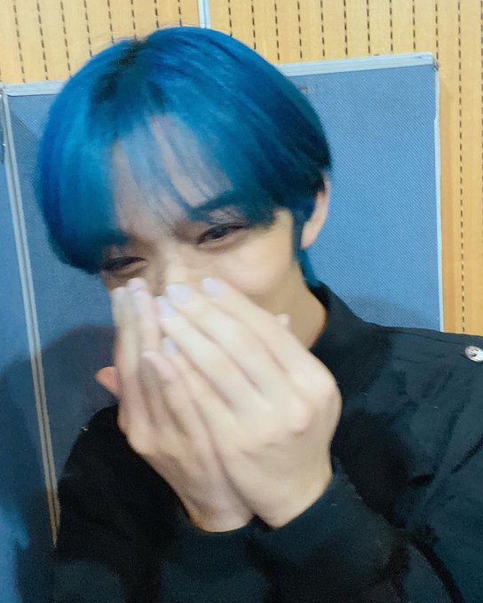 배진영 진짜 귀엽네😭😭😭😭 | 인스티즈